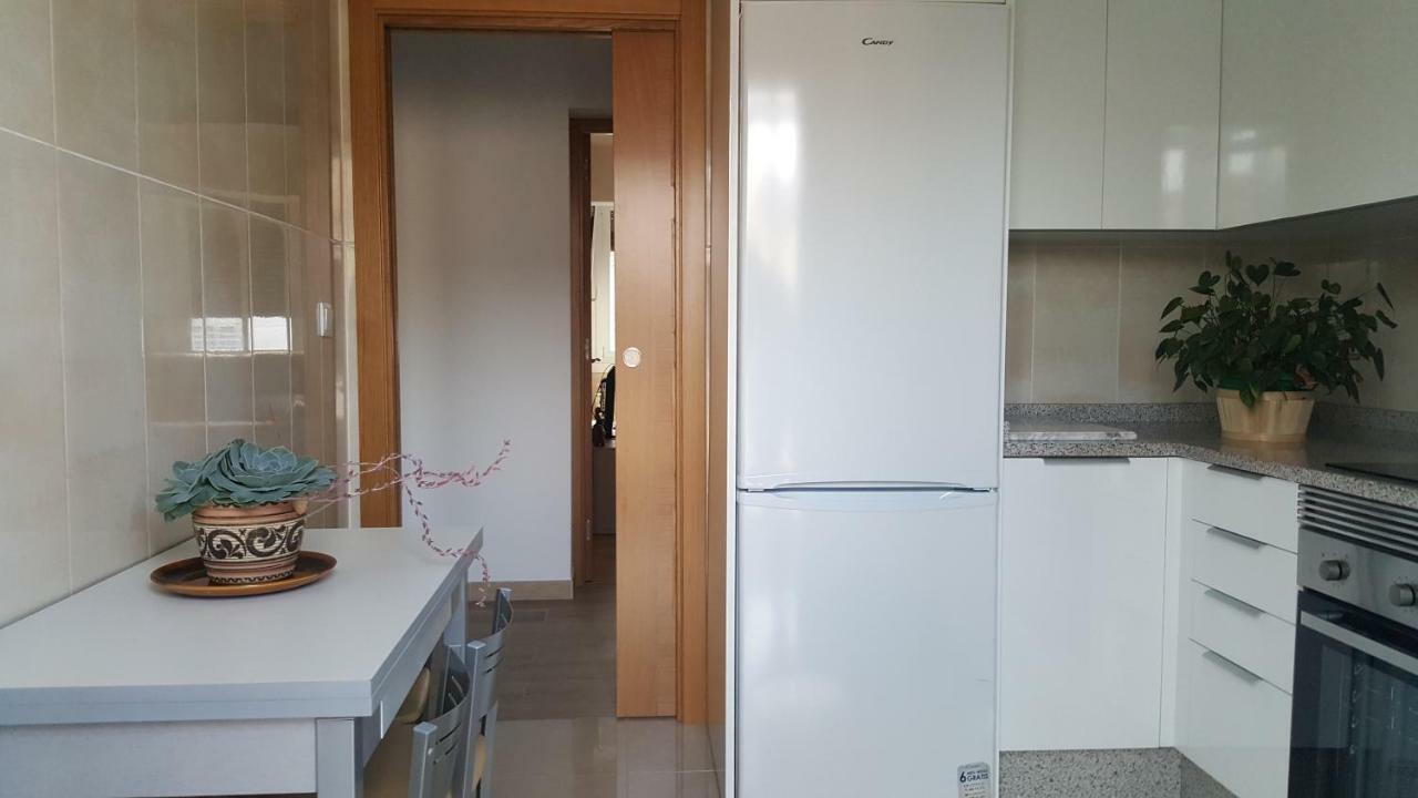 El Hogar De Frida Apartment Ourense Ngoại thất bức ảnh